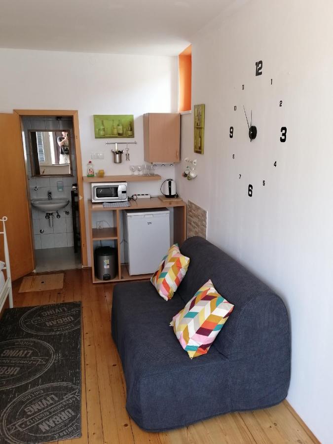Peter Rooms Ljubljana Bagian luar foto